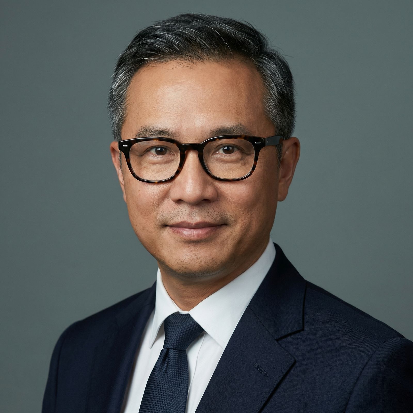 日本三级制片人王鹤鸣