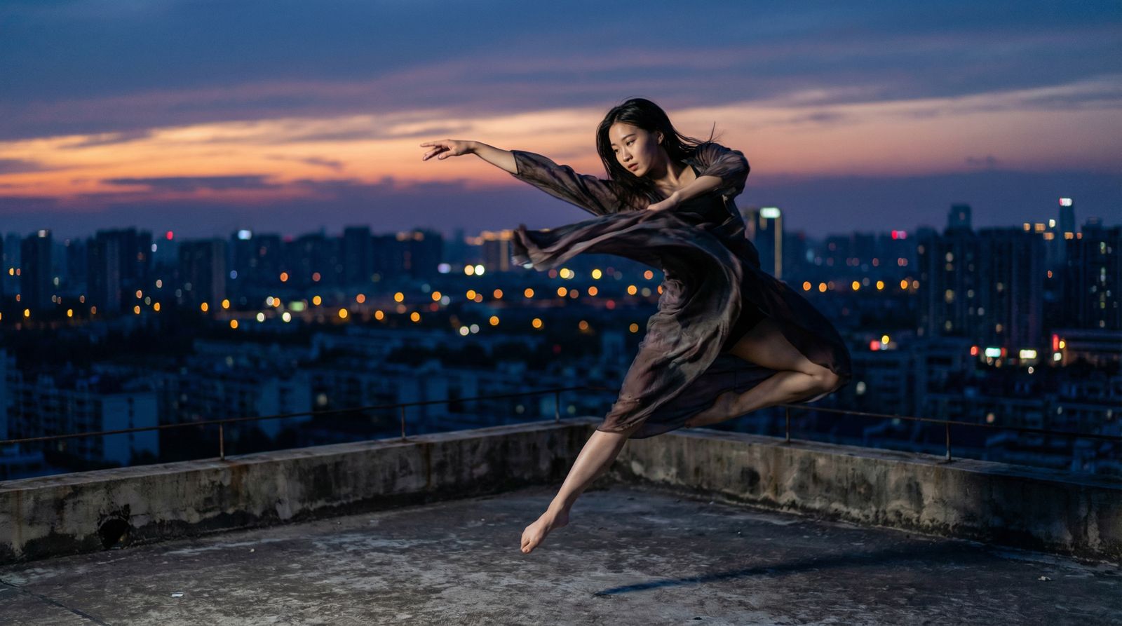 日本三级 cosplay视频